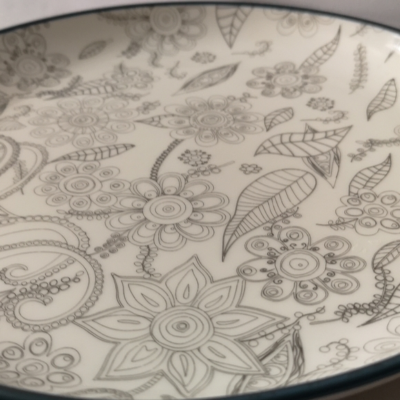 Christopher Vine Australia Decorative Plate with Floral and Leaf Sketch Design - Picture 2 of 5